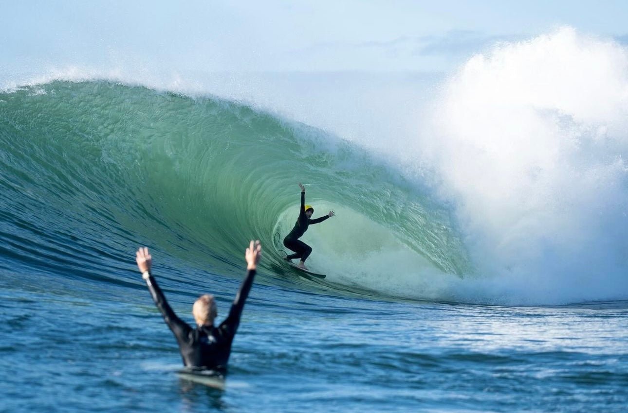 SURF LESSONS: - Pines Surfing Academy