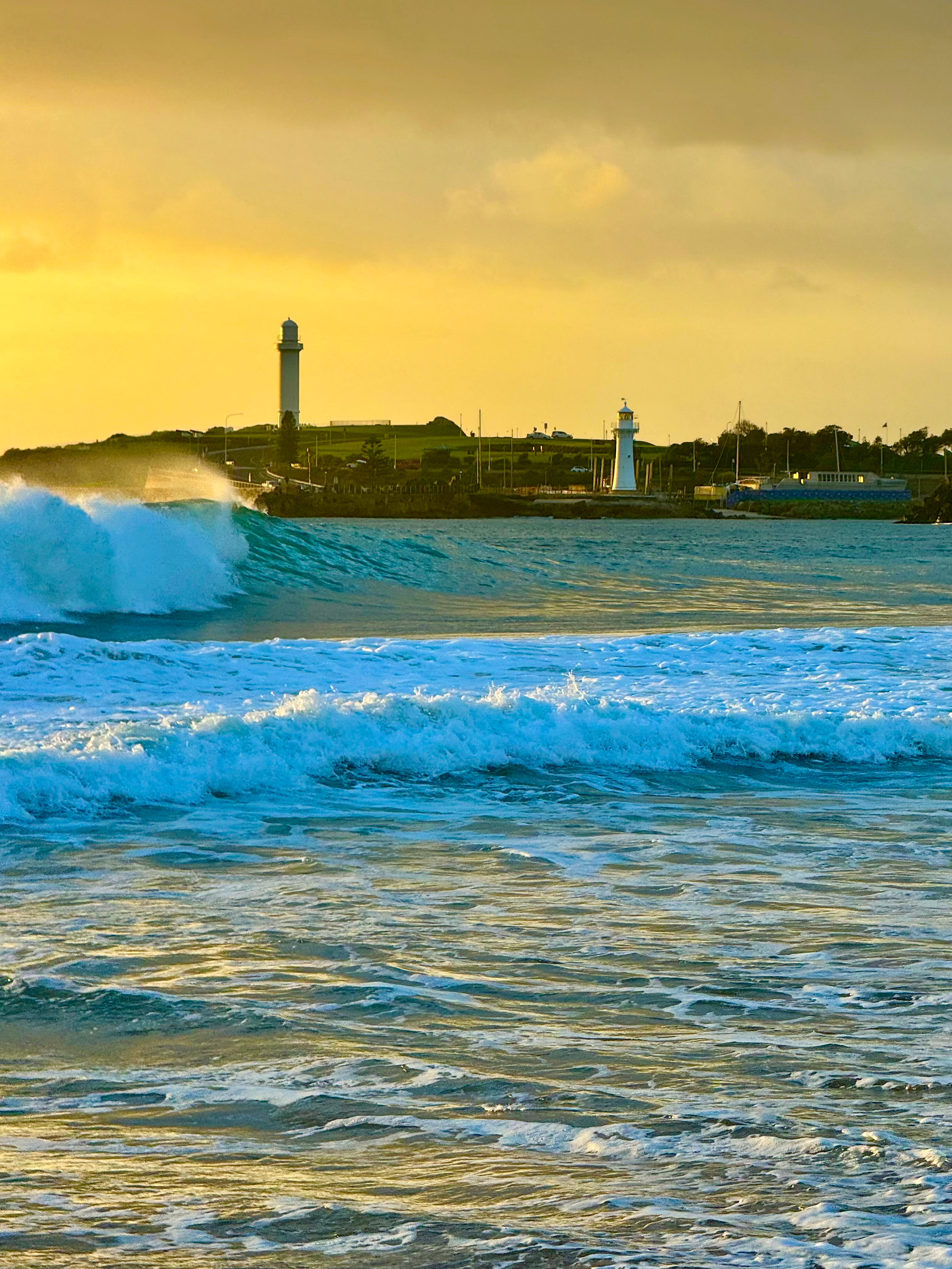 Pines surfing academy surf school north wollongong