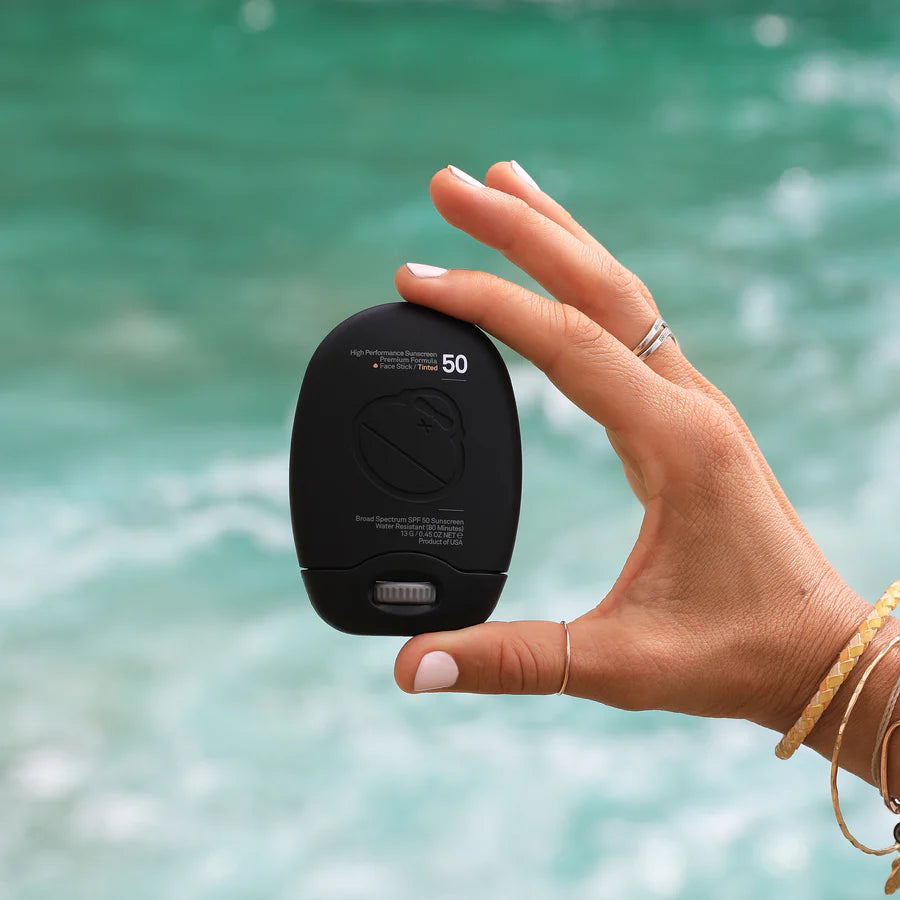 SUN BUM SIGNATURE SPF 40 TINTED SUNSCREEN FACE STICK