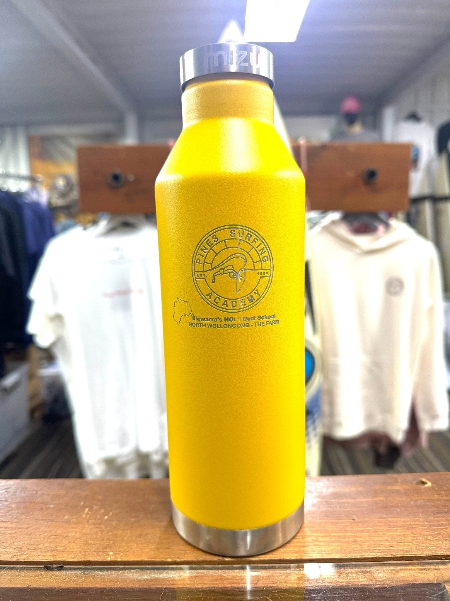 Mizu V8 Drink Bottle - Pines Surfing Academy
